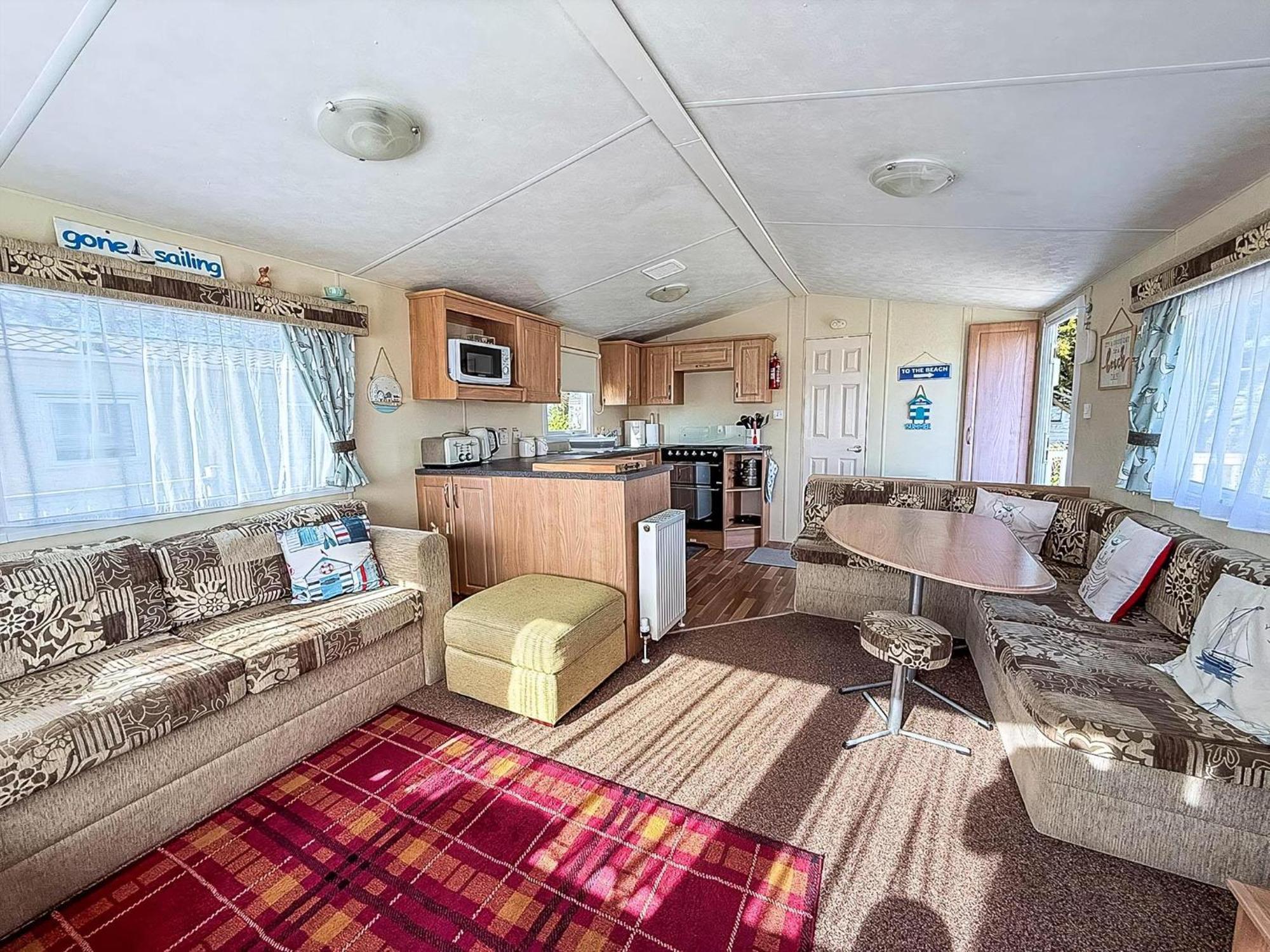 Caravan With Decking At Manor Park In Hunstanton, Sleeps 6 Ref 23045B Extérieur photo